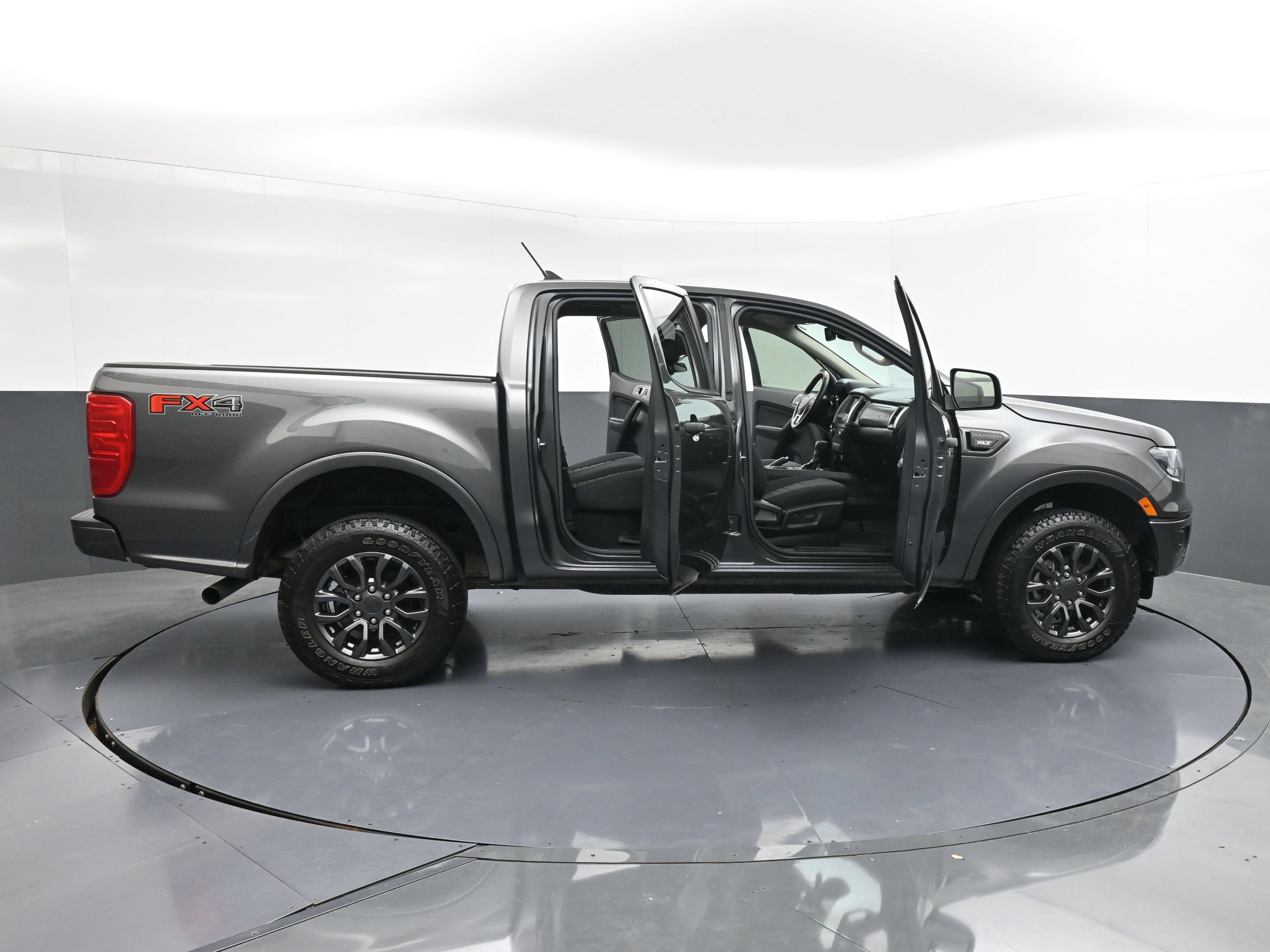 Used 2020 Ford Ranger XLT w/ Equipment Group 302A Luxury AWD/4WD image 40