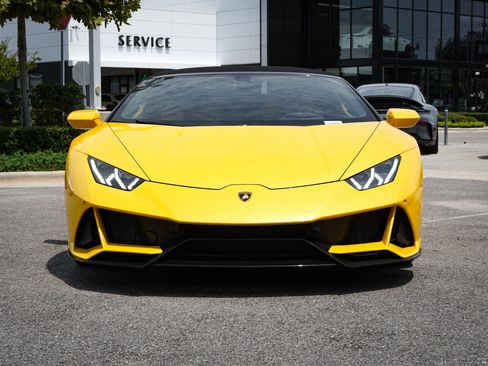Used 2020 Lamborghini Huracan EVO AWD/4WD image 3