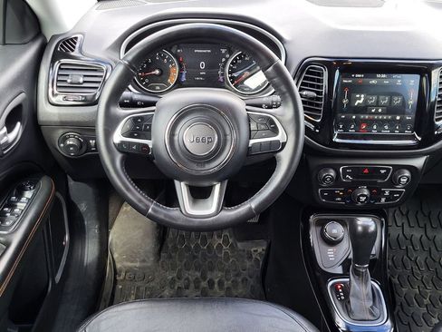 Used 2017 Jeep Compass Limited w/ Navigation Group image 30