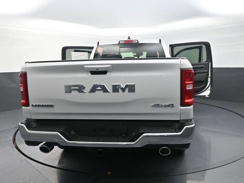 New 2026 RAM 1500 Laramie AWD/4WD image 37