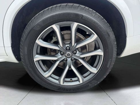 Used 2017 Volvo XC90 T6 Momentum w/ Vision Package AWD/4WD image 46