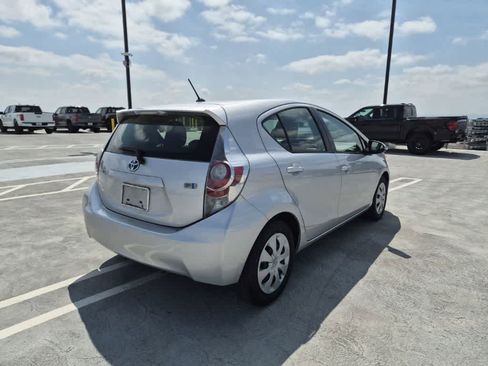 Used 2013 Toyota Prius C Two FWD image 5