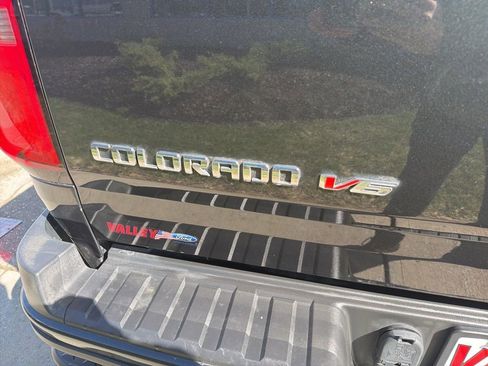 Used 2018 Chevrolet Colorado Z71 image 46