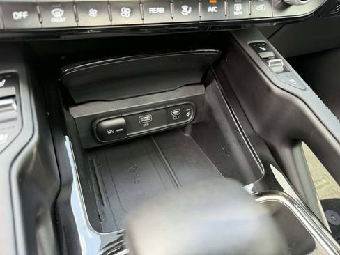 Used 2024 Kia Telluride SX Prestige X-Line AWD/4WD image 32