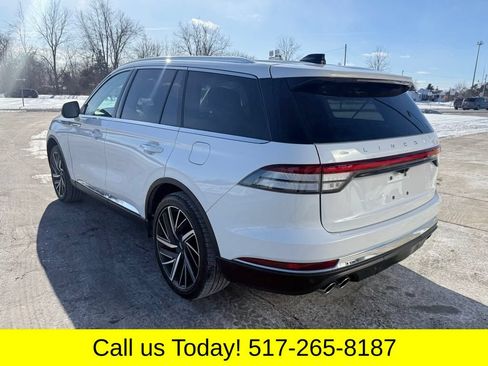 Used 2025 Lincoln Aviator Reserve w/ Equipment Group 201A AWD/4WD image 6