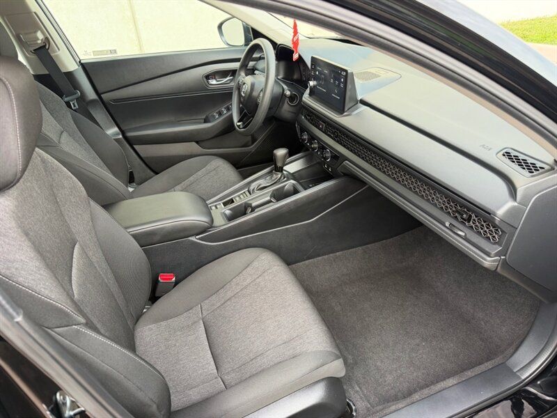 Used 2026 Honda Accord LX image 17