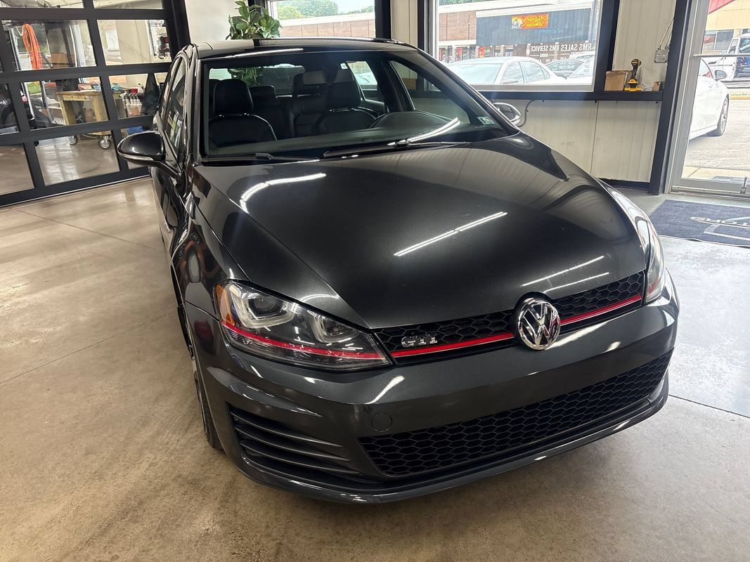 Used 2016 Volkswagen GTI SE w/ Lighting Package (SEL) FWD image 15