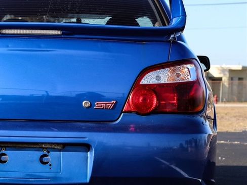 Used 2005 Subaru Impreza WRX STI image 11