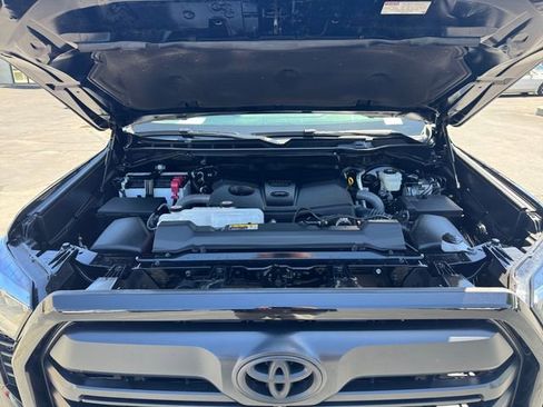 Certified 2025 Toyota Tundra Limited AWD/4WD image 20