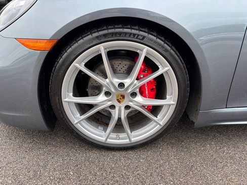 Used 2025 Porsche 718 Cayman S RWD image 32