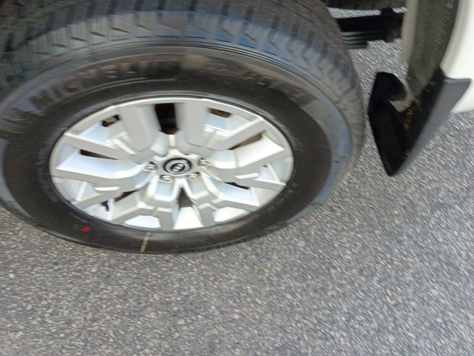 Used 2022 Nissan Frontier SV RWD image 22
