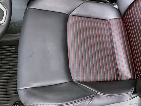 Used 2025 Toyota RAV4 XSE w/ Weather Package AWD/4WD image 20