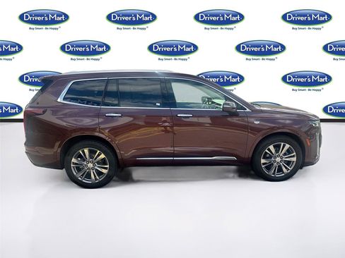 Used 2023 Cadillac XT6 Premium Luxury FWD image 8