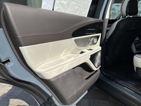 New 2026 Lincoln Nautilus Black Label image 15