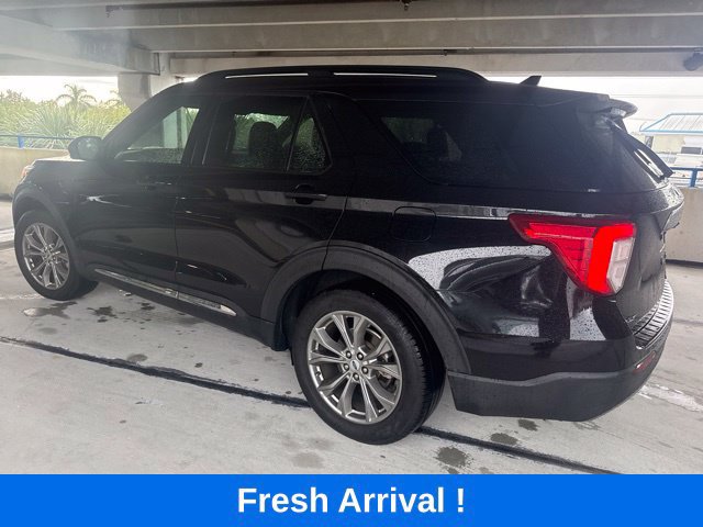 Used 2022 Ford Explorer XLT w/ Equipment Group 202A RWD image 16