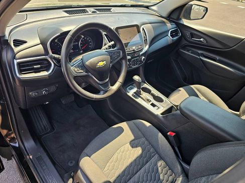 Used 2019 Chevrolet Equinox LT AWD/4WD image 2
