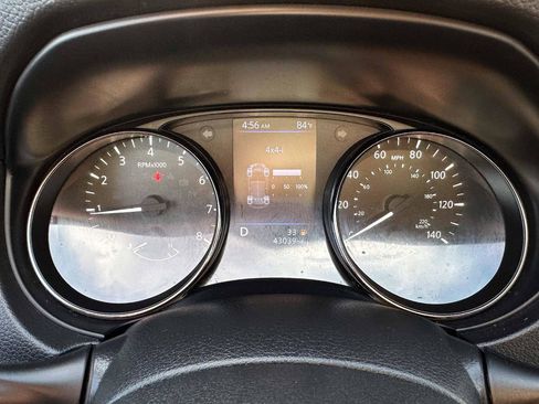 Used 2020 Nissan Rogue Sport SV w/ All-Weather Package AWD/4WD image 19
