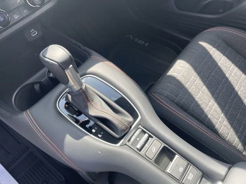 Certified 2025 Honda HR-V Sport image 20