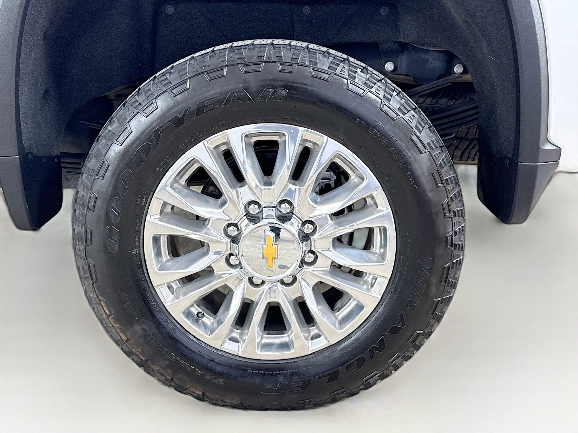 Used 2023 Chevrolet Silverado 3500 High Country AWD/4WD image 34