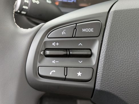 New 2026 Hyundai Venue SEL FWD image 19