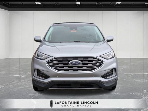 Used 2022 Ford Edge Titanium image 8
