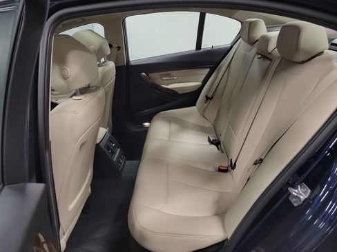 Used 2015 BMW 320i xDrive 320i xDrive image 26