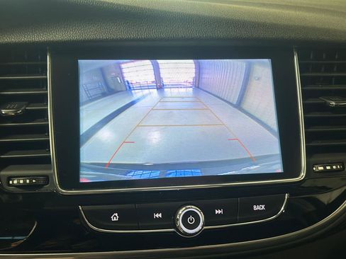 Used 2021 Buick Encore Preferred w/ Safety Package image 21