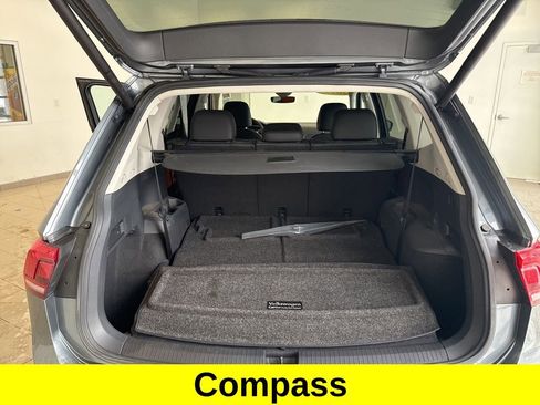Used 2019 Volkswagen Tiguan SEL Premium image 15
