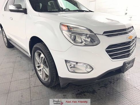 Used 2016 Chevrolet Equinox LTZ w/ Enhanced Convenience Package image 8