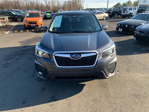 Used 2021 Subaru Forester Premium image 14