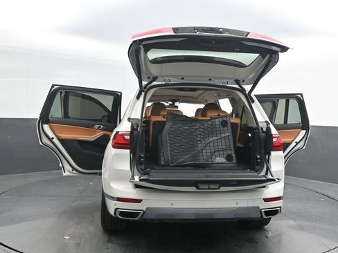 Certified 2022 BMW X7 xDrive40i w/ Premium Package image 57