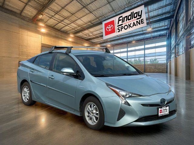 Used 2018 Toyota Prius Two w/ Prius Two Safety Plus Package FWD image 3