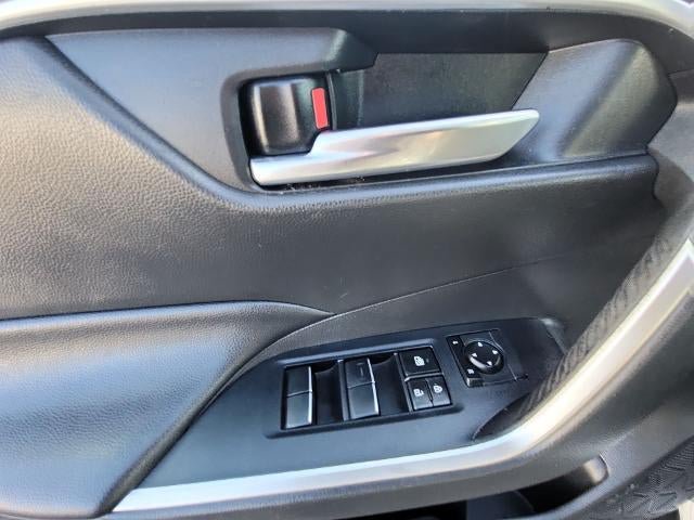 Used 2019 Toyota RAV4 XLE Premium w/ Carpet Mat Package FWD image 23