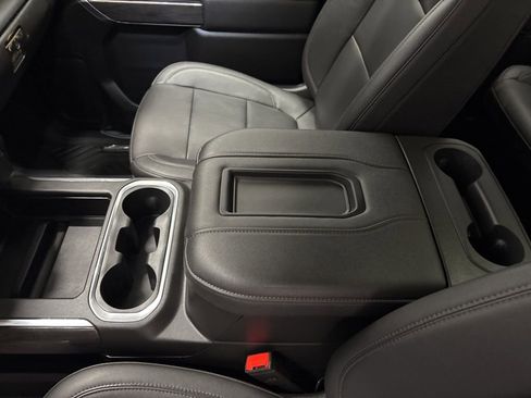 Used 2021 Chevrolet Silverado 3500 LTZ AWD/4WD image 19