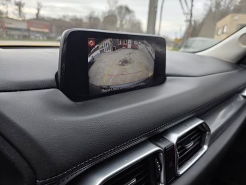 Used 2019 MAZDA CX-5 Touring image 15