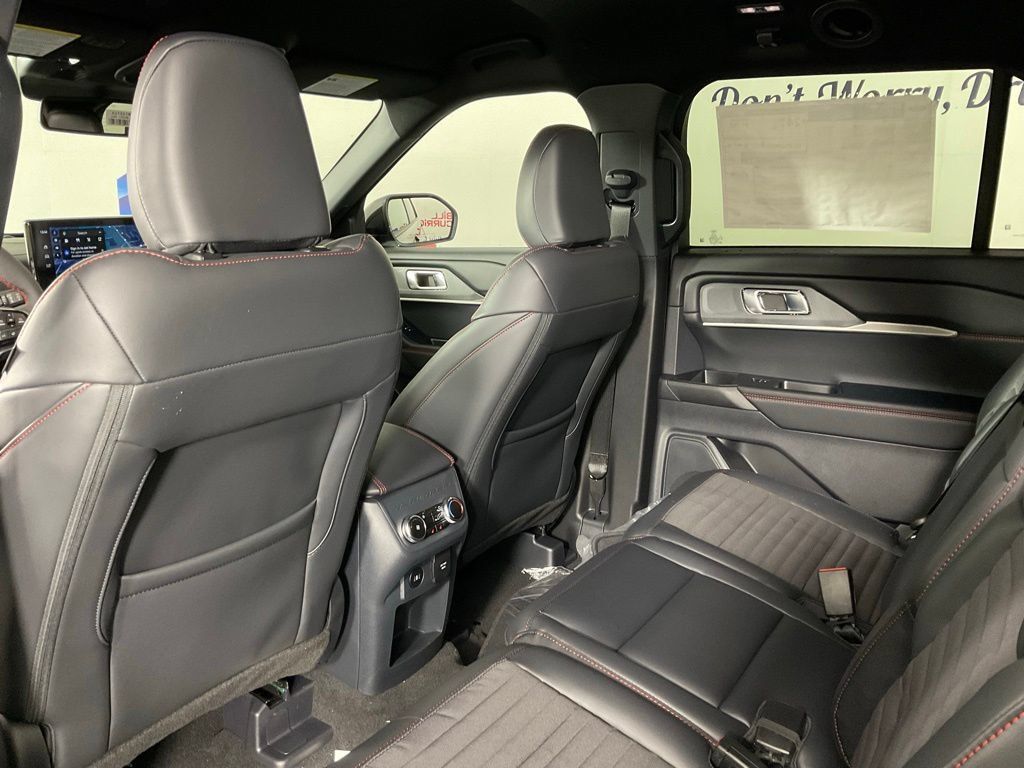 New 2026 Ford Explorer ST-Line w/ Premium Package RWD image 15