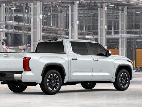 New 2026 Toyota Tundra Limited AWD/4WD image 10