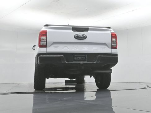 Certified 2025 Ford Ranger XL w/ Trailer Tow Package RWD image 49