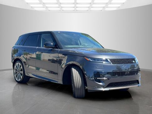 New 2026 Land Rover Range Rover Sport Dynamic SE AWD/4WD image 3