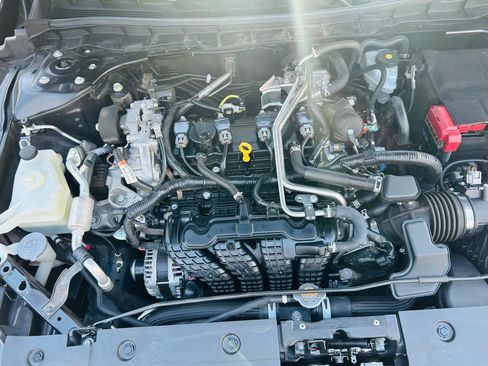 Used 2021 Nissan Altima 2.5 SL FWD image 32