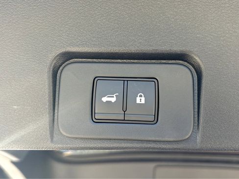 New 2026 Nissan Rogue SV image 29