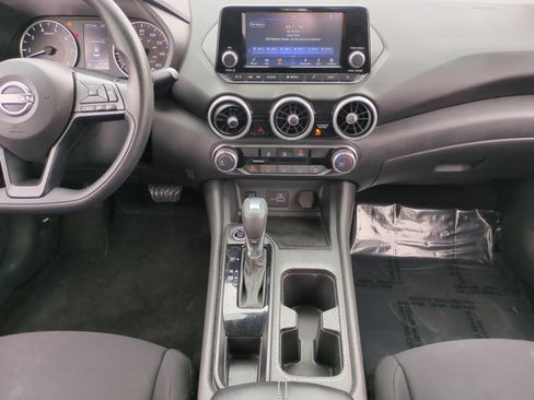 Used 2024 Nissan Sentra S image 11