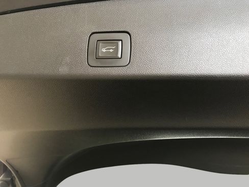 Used 2020 Buick Encore GX Select w/ Advanced Technology Package FWD image 15