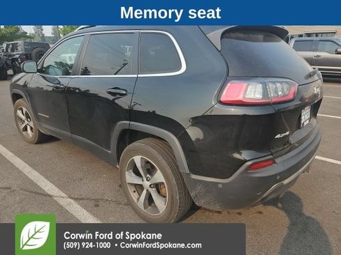 Used 2019 Jeep Cherokee Limited w/ Technology Group AWD/4WD image 7