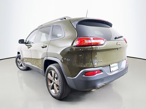 Used 2017 Jeep Cherokee 75th Anniversary image 5