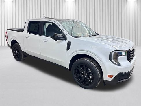 New 2026 Ford Maverick Lariat w/ Black Appearance Package AWD/4WD image 2