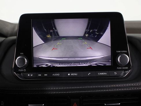 Certified 2022 Nissan Rogue SV FWD image 28