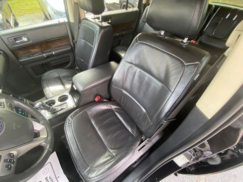 Used 2019 Ford Flex Limited image 14