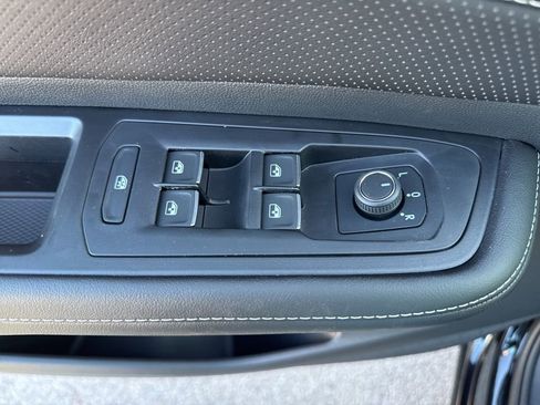 New 2026 Volkswagen Atlas SE image 19