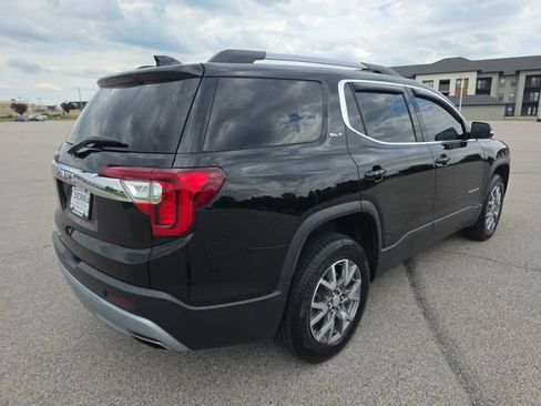 Used 2022 GMC Acadia SLT FWD image 13